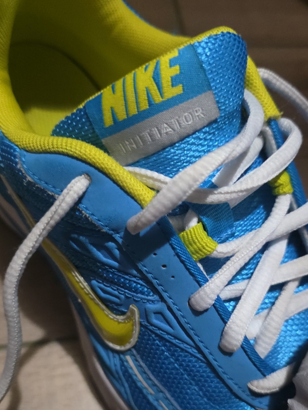 Nike Initiator Women's Blue and Yellow Athletic Sneakers